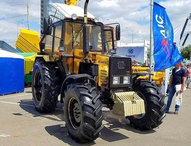 agro-2019-belarus-traktor.jpg
