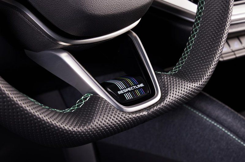 elroq_respectline_steering_wheels_logo_77d5ccaa.jpg