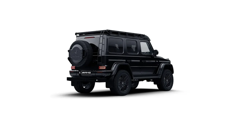 g-class-na-bezdorizhzhi-tam-de-inshi-zupinyayutsya.webp