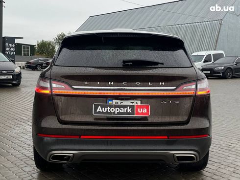 Lincoln Nautilus 2020 коричневый - фото 13
