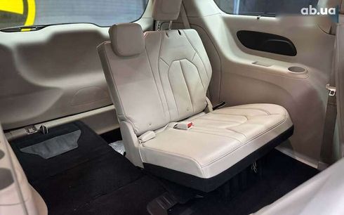 Chrysler Pacifica 2017 - фото 19