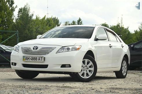 Toyota Camry 2008 - фото 4