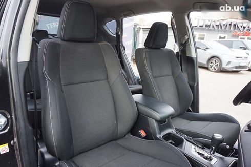 Toyota RAV4 2016 - фото 26