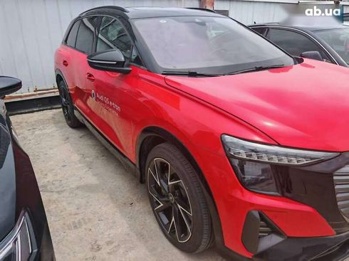 Audi Q5 e-tron 2022 - фото 6
