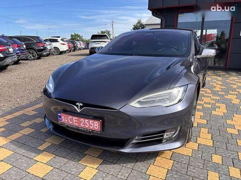 Tesla Model S 2017 - фото 15