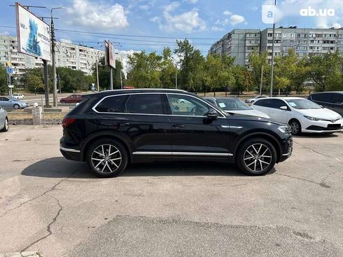 Volkswagen Touareg 2019 - фото 4