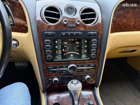 Bentley Continental 2006 черный - фото 21
