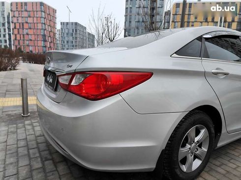 Hyundai Sonata 2012 - фото 20