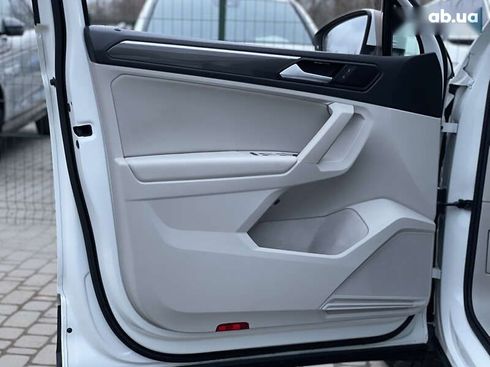 Volkswagen Tiguan 2019 - фото 24