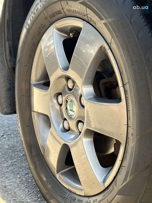 Skoda Octavia 2007 - фото 16
