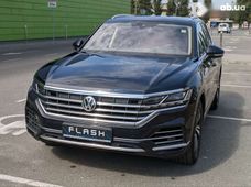 Купить Volkswagen Touareg 2019 бу в Киеве - купить на Автобазаре