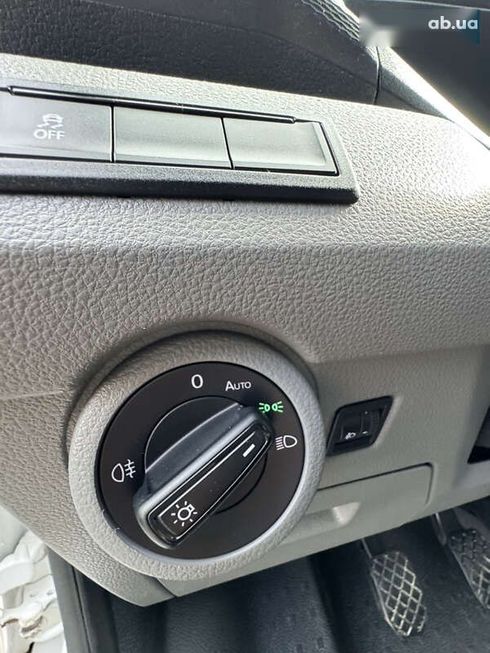 Volkswagen Transporter 2021 - фото 19