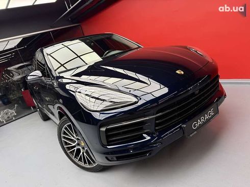 Porsche Cayenne Coupe 2021 - фото 16