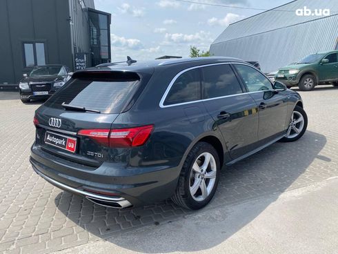Audi A4 2020 серый - фото 10
