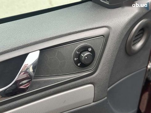 Skoda Octavia 2012 - фото 17