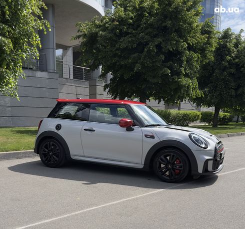 MINI John Cooper Works Hatch 2021 белый - фото 4