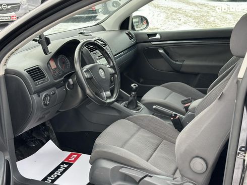 Volkswagen Golf 2006 черный - фото 11