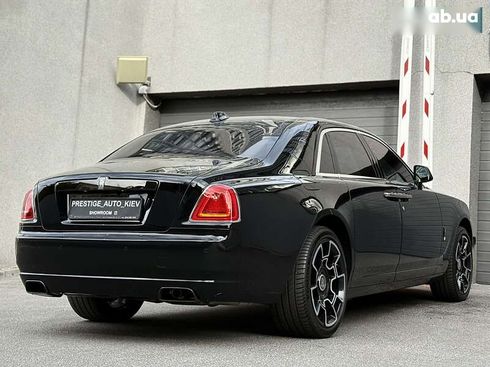 Rolls-Royce Ghost 2018 - фото 18