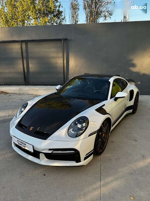 Porsche 911 2020 - фото 4