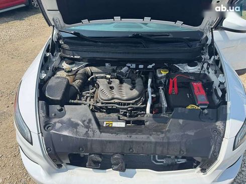 Jeep Cherokee 2017 - фото 15