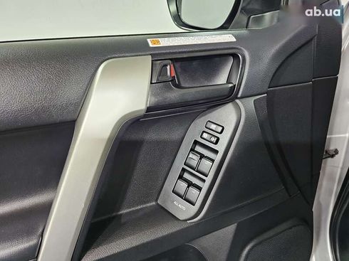 Toyota Land Cruiser Prado 2020 - фото 24