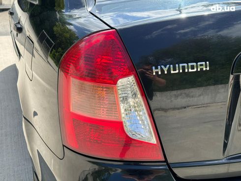Hyundai Accent 2008 черный - фото 14