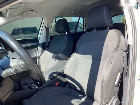 Skoda Superb 2019 - фото 20