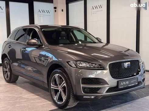 Jaguar F-Pace 2017 - фото 10
