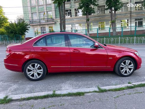 Mercedes-Benz C-Класс 2007 красный - фото 6