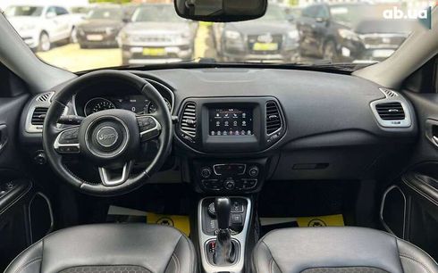 Jeep Compass 2021 - фото 19
