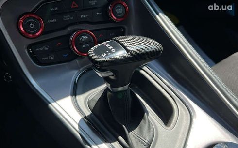 Dodge Challenger 2021 - фото 17