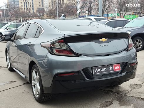 Chevrolet Volt 2018 серый - фото 6