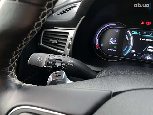 Kia Niro 2019 - фото 30