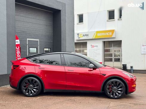 Tesla Model Y 2022 - фото 11