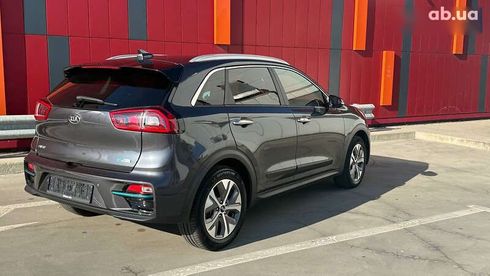 Kia Niro 2020 - фото 11