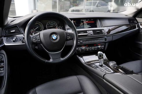 BMW 5 серия 2015 - фото 14