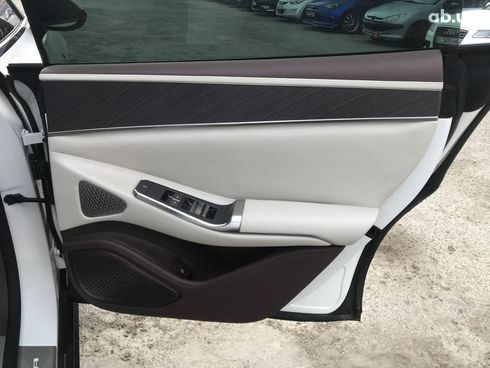 Denza Z9 2024 белый - фото 26