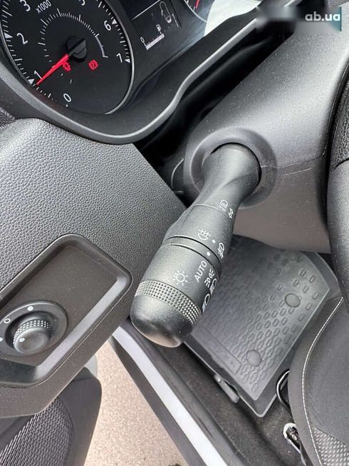 Dacia Duster 2020 - фото 22