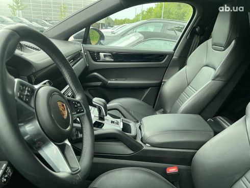 Porsche Cayenne 2021 - фото 21