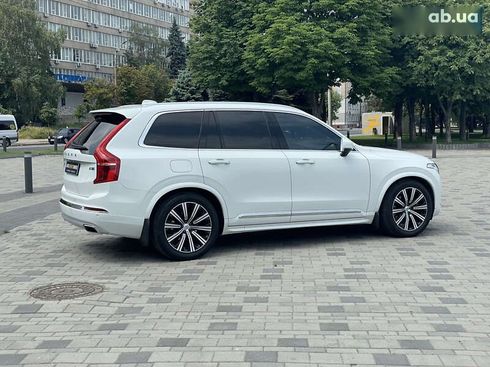 Volvo XC90 2021 - фото 14