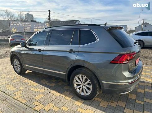 Volkswagen Tiguan 2018 - фото 10