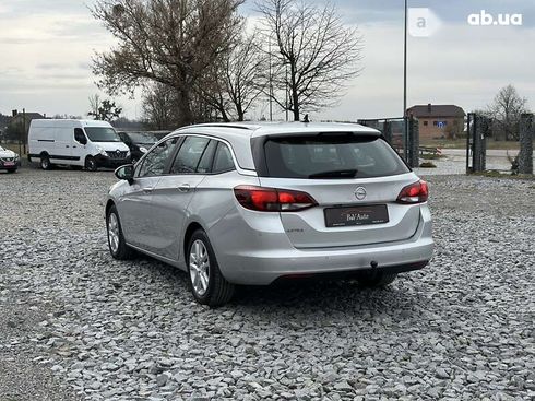 Opel Astra 2018 - фото 8