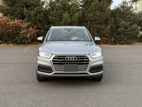 Audi Q5 2018 серебристый - фото 2