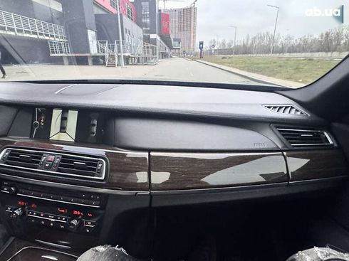 BMW 7 серия 2011 - фото 25