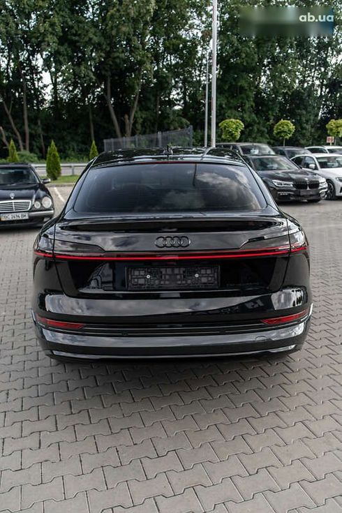 Audi E-Tron 2020 - фото 7