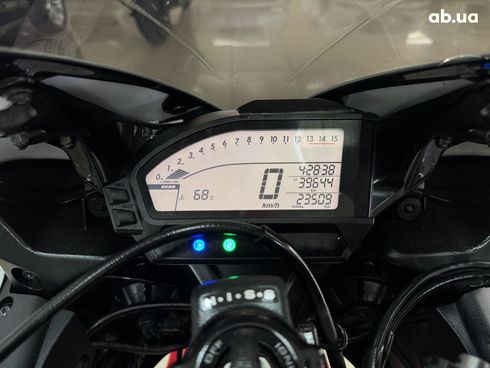 Honda CBR 2012 белый - фото 10