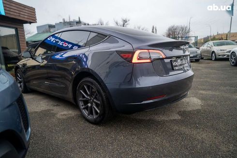 Tesla Model 3 2021 - фото 11