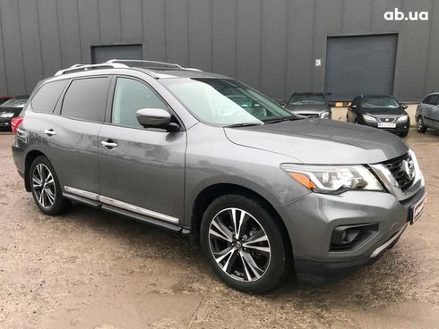 Nissan Pathfinder 2017 серый - фото 11