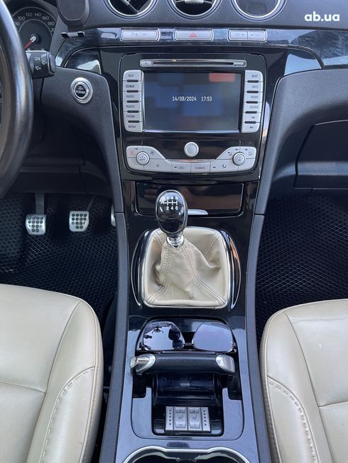 Ford Galaxy 2010 вишневый - фото 15