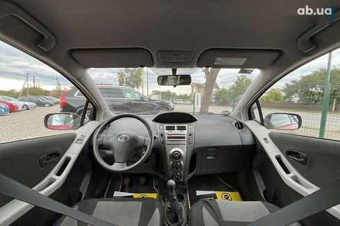 Toyota Yaris 2010 - фото 20